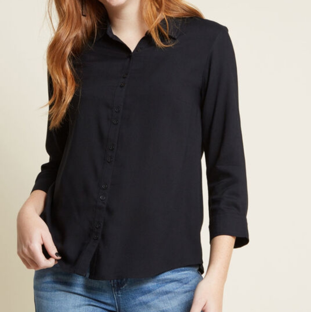 Size XL Black Button-Down Blouse